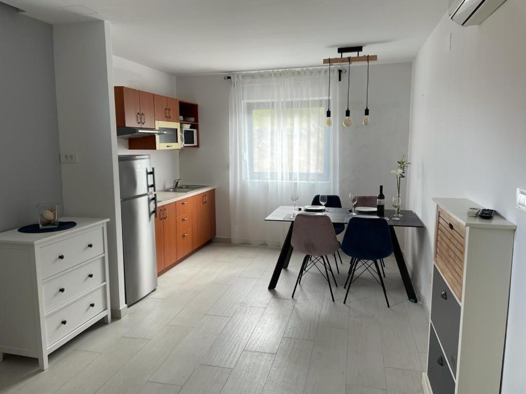 Apartments Villa Joy Podgora Camera foto