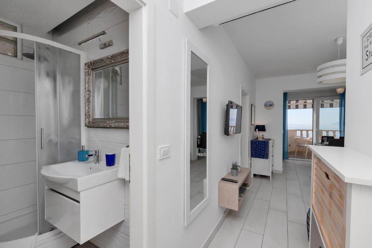 Apartments Villa Joy Podgora Esterno foto