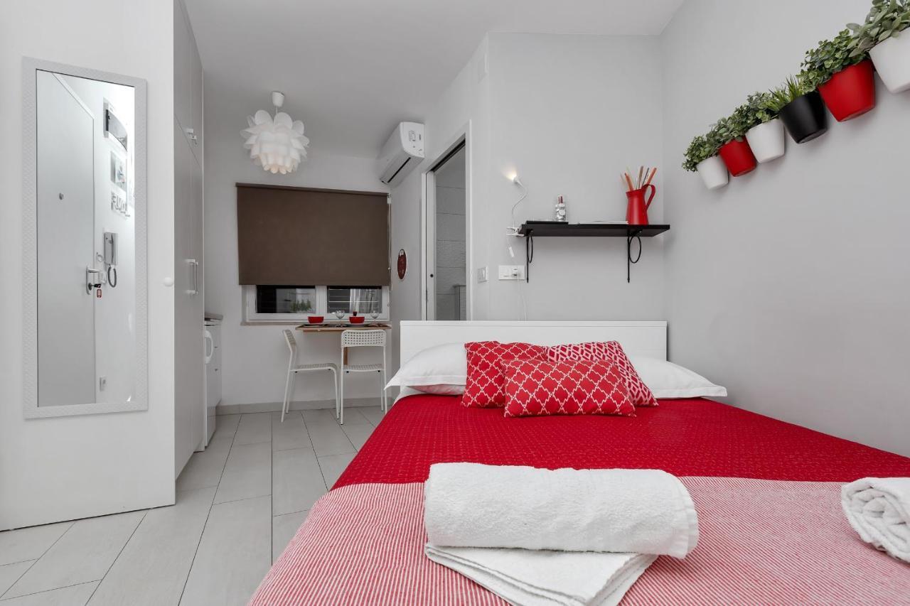 Apartments Villa Joy Podgora Esterno foto