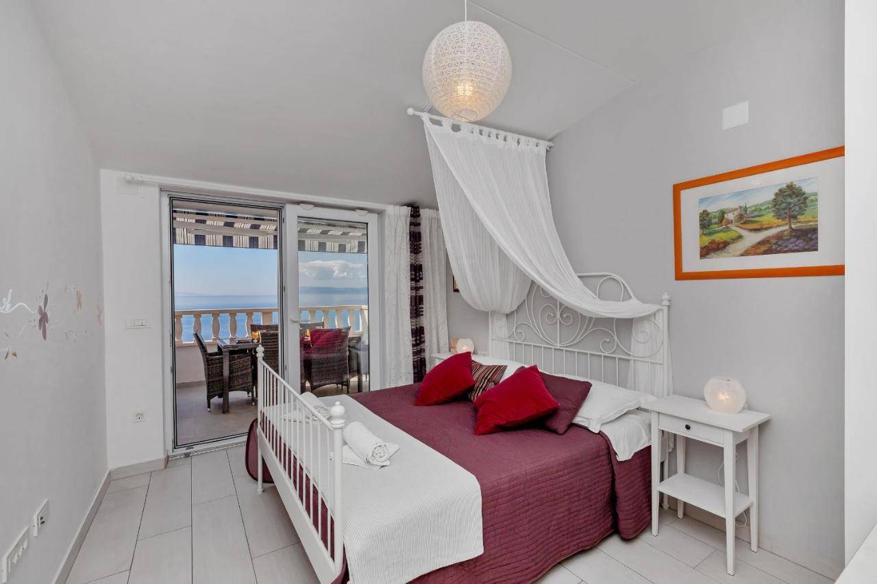 Apartments Villa Joy Podgora Esterno foto